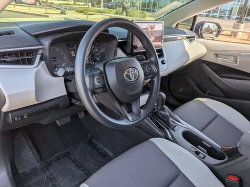 Used 2024 Toyota Corolla LE FWD image 11