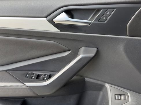 Used 2025 Volkswagen Jetta S FWD image 30