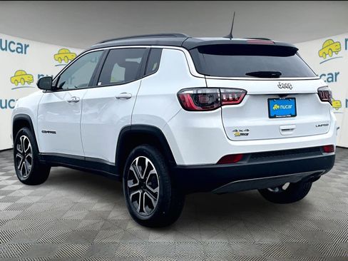 Used 2022 Jeep Compass Limited image 4