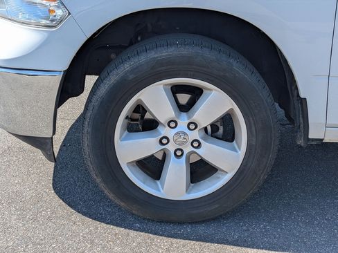 Used 2024 RAM 1500 Classic SLT image 10