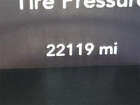 Used 2021 Dodge Challenger R/T w/ Blacktop Package image 18