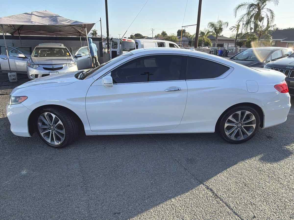 Used 2015 Honda Accord EX-L image 2