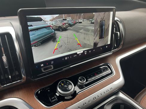 New 2026 Ford Expedition Max King Ranch image 32