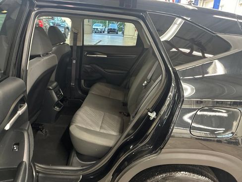 Used 2024 Kia Seltos LX AWD/4WD image 19