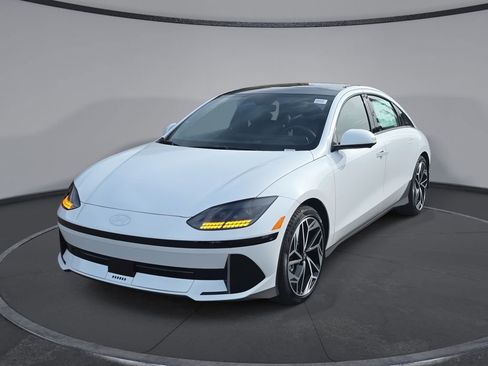 New 2025 Hyundai Ioniq 6 Limited image 1