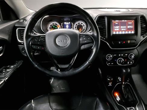 Used 2021 Jeep Cherokee Latitude Plus image 9