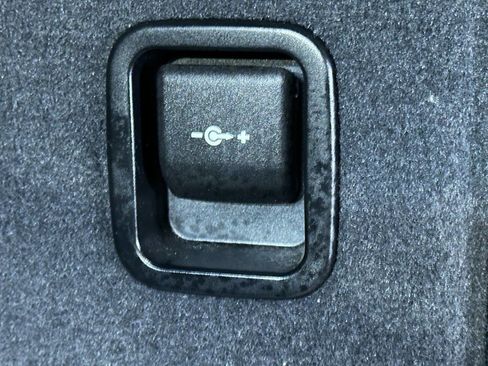 Used 2017 BMW X6 xDrive35i image 8