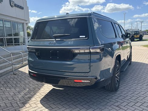 New 2026 Jeep Grand Wagoneer L 4WD w/ Premium Group I image 7