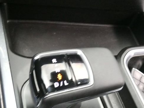 Used 2023 Chevrolet Silverado 1500 LTZ image 20