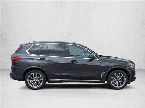 Used 2022 BMW X5 sDrive40i w/ Premium Package RWD image 4