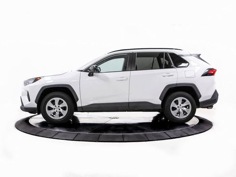 Used 2021 Toyota RAV4 LE w/ Carpet Mat Package (TMS) image 2