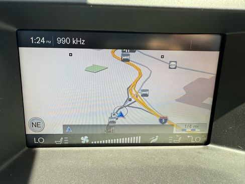 Used 2011 Volvo XC60 T6 R-Design w/ Convenience Pkg image 31