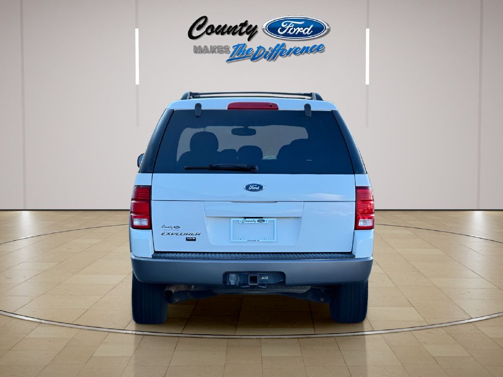 Used 2003 Ford Explorer XLT AWD/4WD image 4