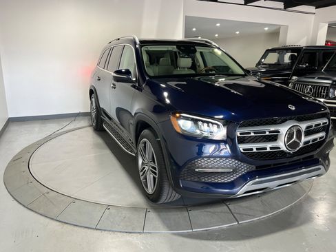 Used 2022 Mercedes-Benz GLS 450 4MATIC image 10