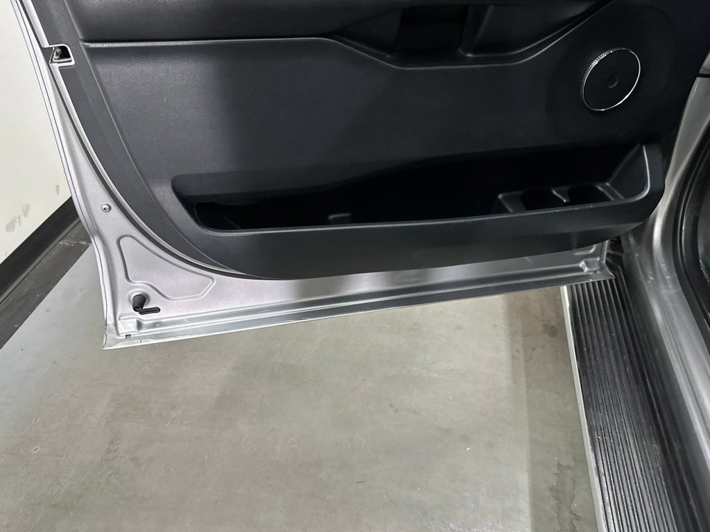 Used 2021 Ford Expedition XLT RWD image 33