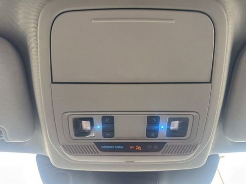 Used 2022 Ford Explorer XLT w/ Class IV Trailer Tow Package image 40