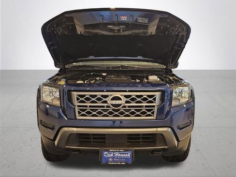 Certified 2022 Nissan Frontier SV image 5