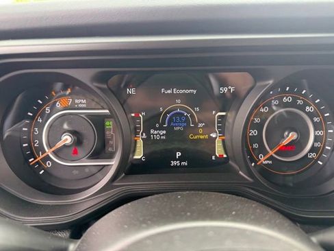 Used 2025 Jeep Wrangler Unlimited Rubicon 392 AWD/4WD image 17