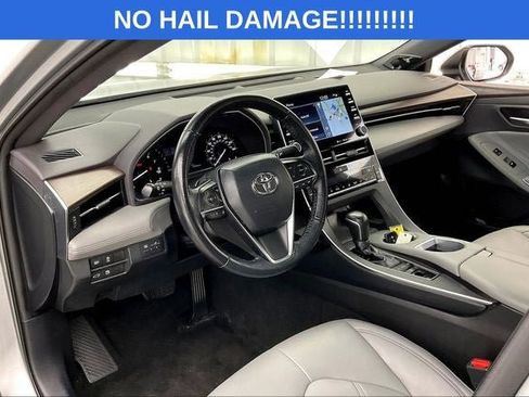 Used 2020 Toyota Avalon XLE w/ Moonroof Package FWD image 17