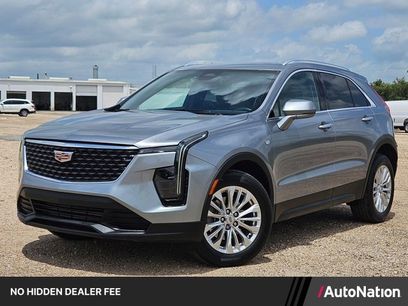 Used 2024 Cadillac XT4 Luxury w/ Cold Weather Package