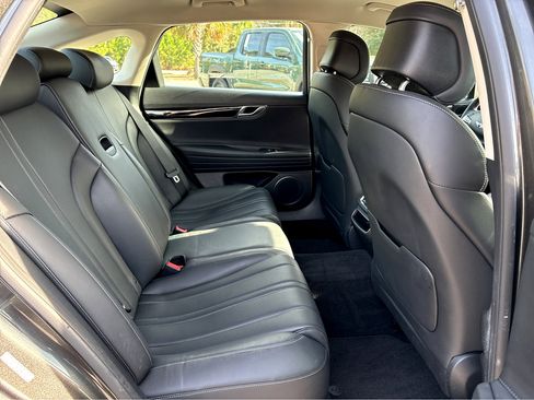 Used 2023 Genesis G80 2.5T image 15