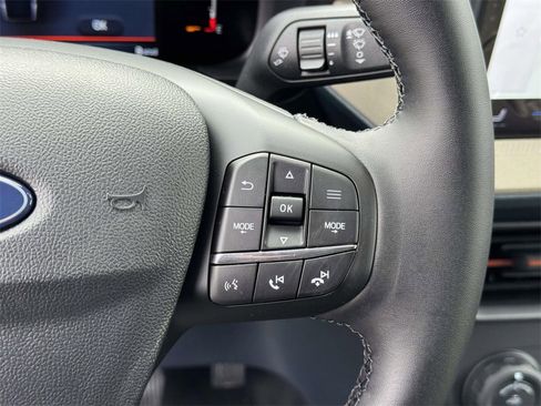 New 2026 Ford Maverick Lariat image 11