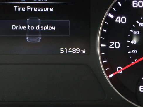 Used 2023 Kia Forte LXS image 27