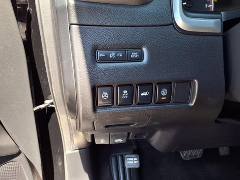 Used 2023 Nissan Murano Platinum w/ Cargo Package image 23