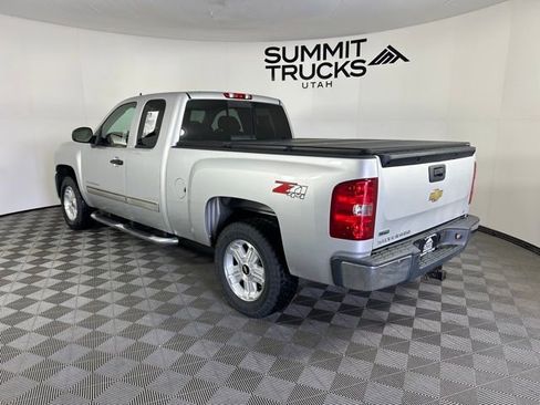 Used 2010 Chevrolet Silverado 1500 LT w/ Power Pack Plus AWD/4WD image 3