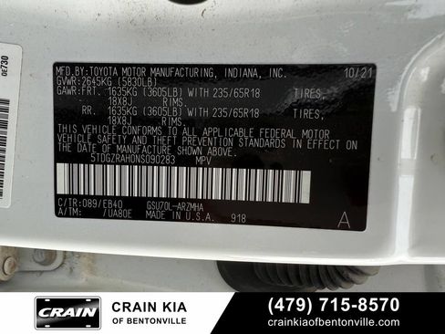 Used 2022 Toyota Highlander XLE FWD image 30