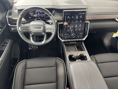 New 2026 GMC Acadia Denali w/ Super Cruise Package image 25