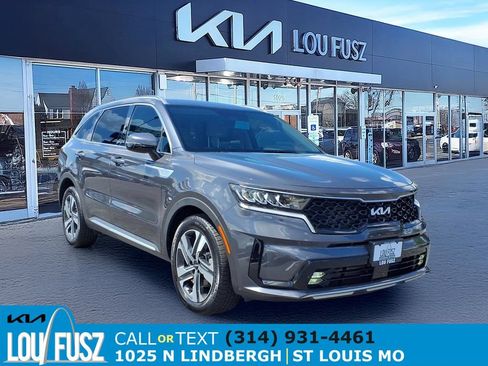 Used 2023 Kia Sorento EX AWD/4WD image 1