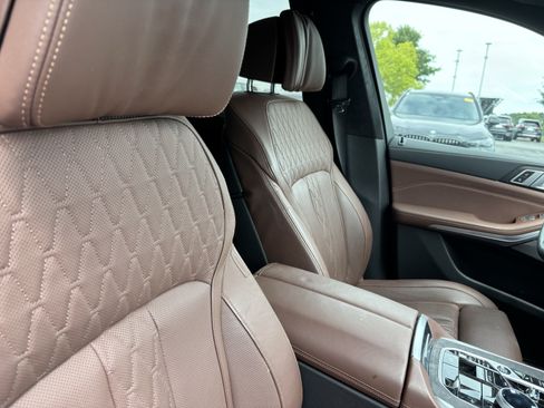 Used 2024 BMW X7 xDrive40i w/ Executive Package AWD/4WD image 34