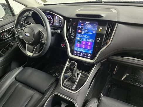 Used 2022 Subaru Outback Limited AWD/4WD image 10