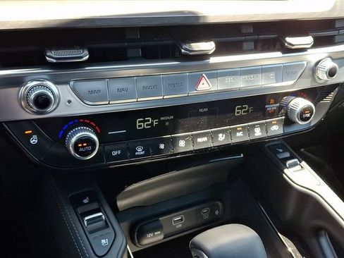 Certified 2023 Kia Telluride SX Prestige X-Pro AWD/4WD image 17