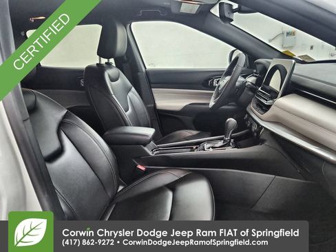 Certified 2026 Jeep Compass Limited AWD/4WD image 32
