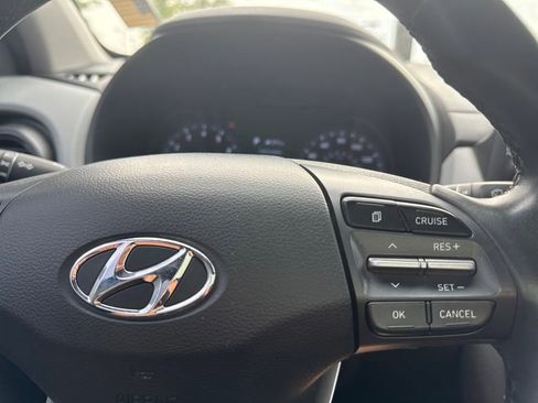 Used 2018 Hyundai Kona SEL image 56
