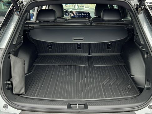 New 2026 Chevrolet Equinox EV LT image 11