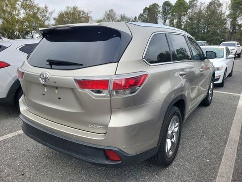 Used 2016 Toyota Highlander Limited image 4