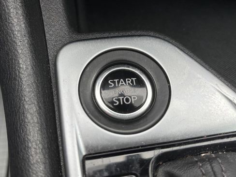 Used 2022 Nissan Sentra SV w/ Trunk Package image 17