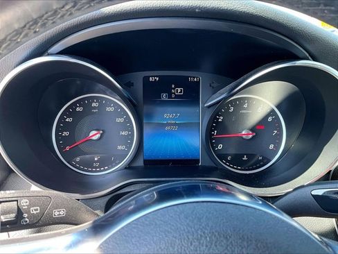 Used 2021 Mercedes-Benz GLC 300 image 20