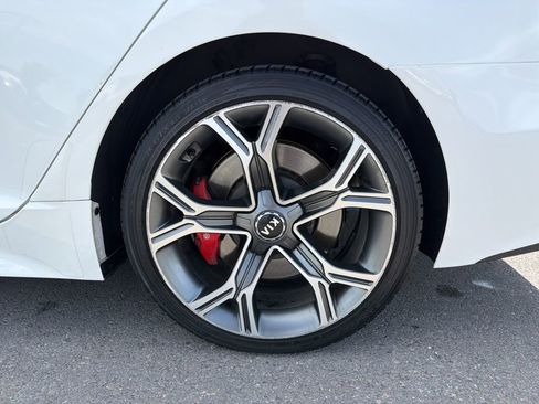 Used 2019 Kia Stinger GT2 image 29