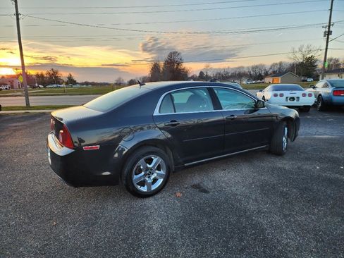 Used 2010 Chevrolet Malibu LT w/ Power Convenience Package image 4