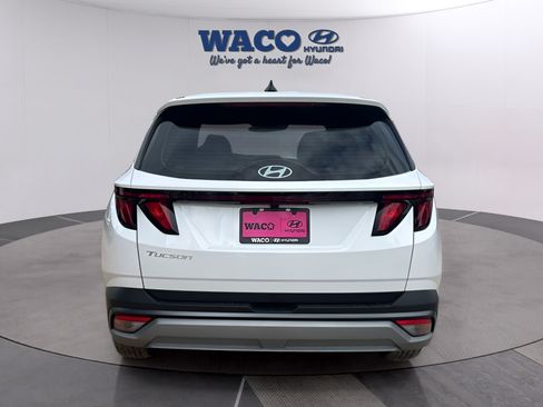 Used 2026 Hyundai Tucson SE FWD image 6