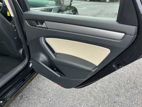 Used 2014 Volkswagen Passat TDI SE FWD image 23