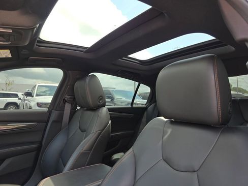 Used 2023 Cadillac CT5 V RWD image 21