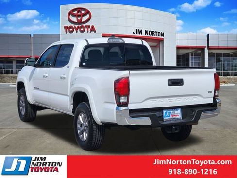 Used 2019 Toyota Tacoma SR5 image 8