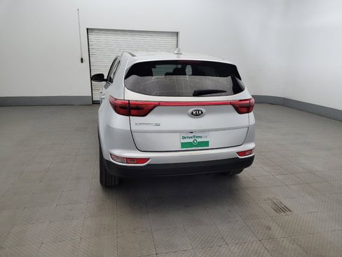 Used 2019 Kia Sportage LX AWD/4WD image 6