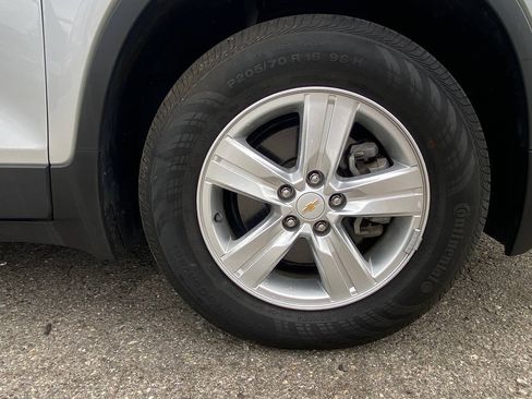 Used 2020 Chevrolet Trax LS w/ Tint and Cruise Package FWD image 6