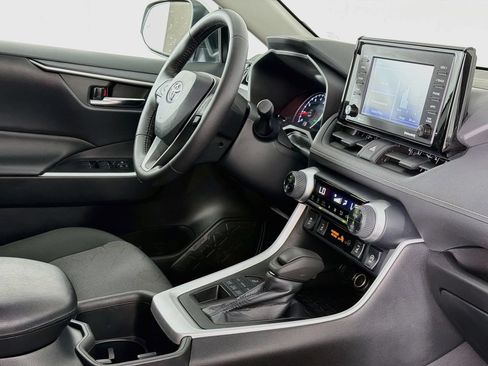 Used 2022 Toyota RAV4 XLE w/ Convenience Package AWD/4WD image 36